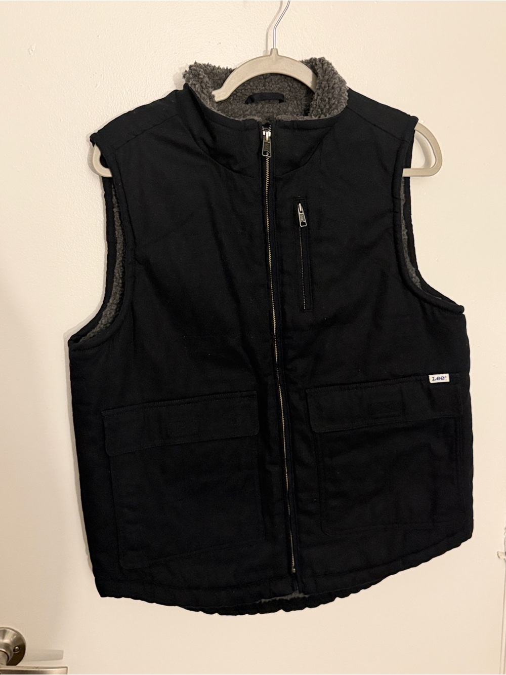 Lee Men's Black Sherpa-Trim Work Vest